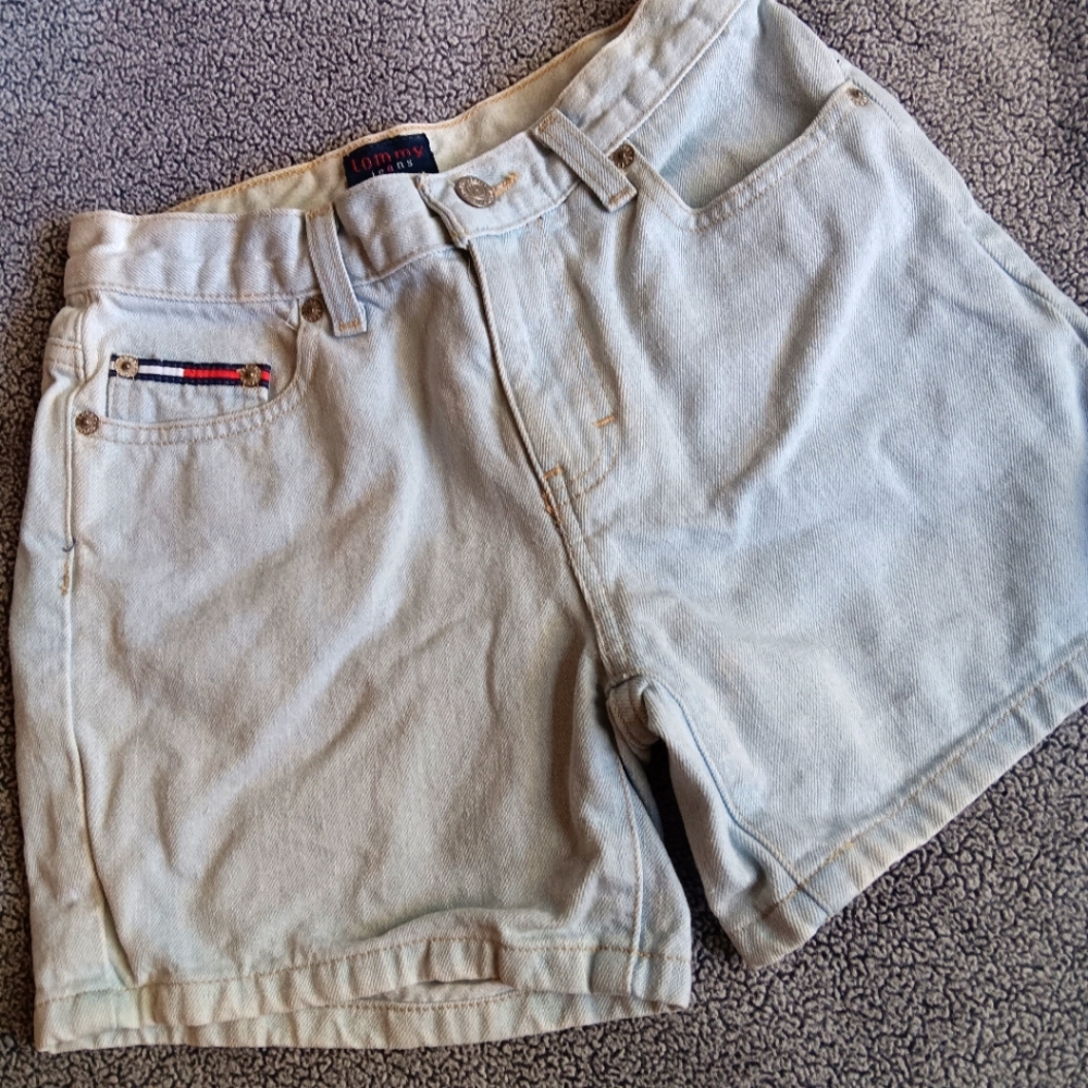 Vintage Tommy Jeans Light Blue Denim Shorts 01